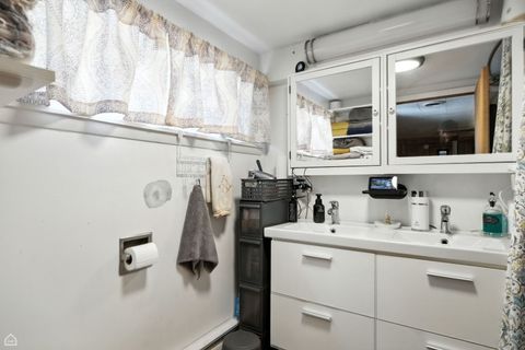 Tiny photo for 237 S Church Road, Bensenville, IL 60106 (MLS # 12434720)