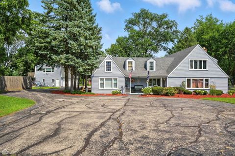 Tiny photo for 237 S Church Road, Bensenville, IL 60106 (MLS # 12434720)