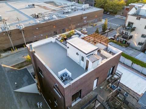 Tiny photo for 1644 W Blackhawk Street #2E, Chicago, IL 60622 (MLS # 12464606)