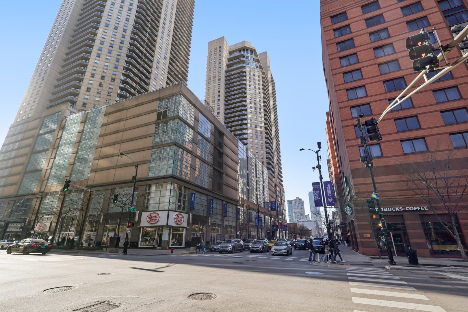 545 N Dearborn Street W2905