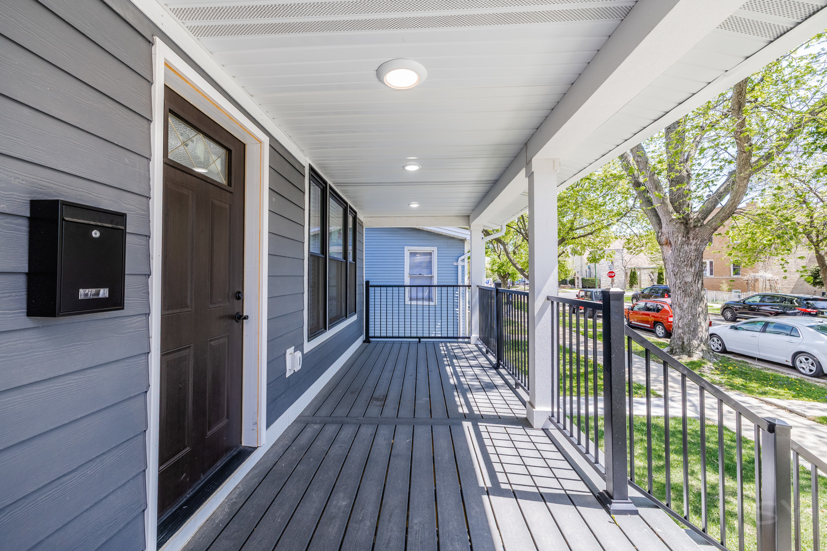 4912 W Wrightwood Avenue