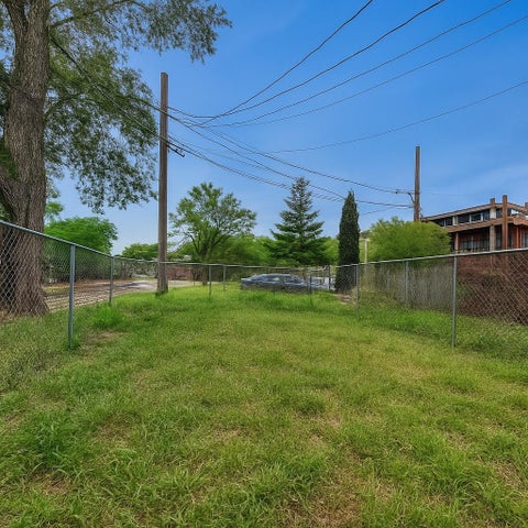 Tiny photo for 928 E 46th Street, Chicago, IL 60653 (MLS # 12743931)