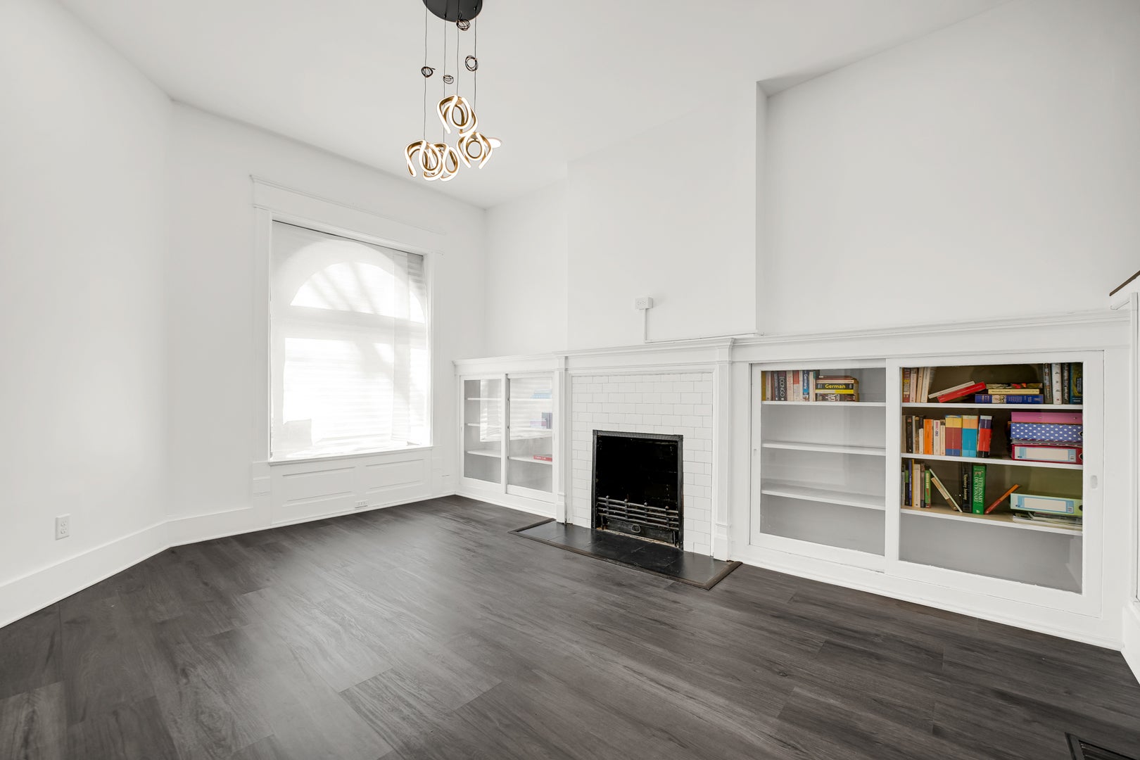 928 E 46th Street