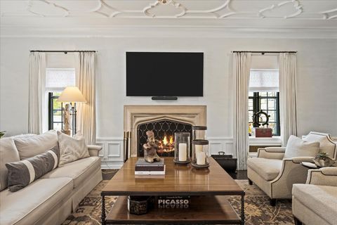 Tiny photo for 405 Sheridan Road, Kenilworth, IL 60043 (MLS # 12549121)