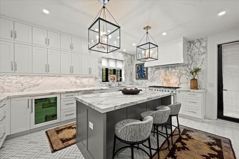 Tiny photo for 405 Sheridan Road, Kenilworth, IL 60043 (MLS # 12549121)