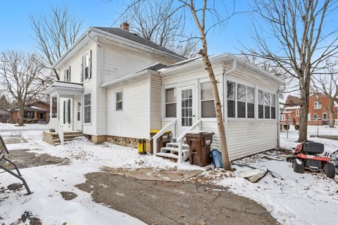 Tiny photo for 436 W Washington Street, Marengo, IL 60152 (MLS # 12539297)