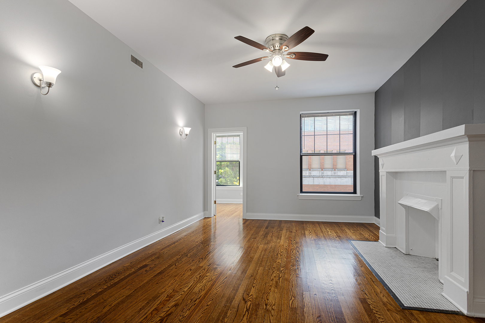 1638 W Jonquil Terrace 1