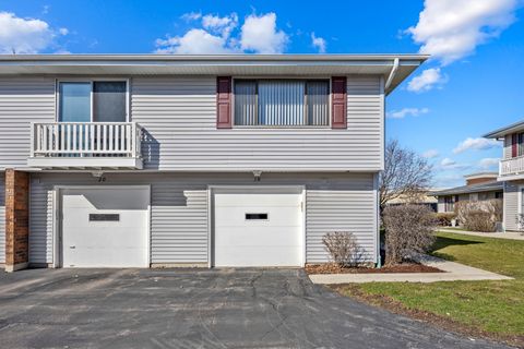 Tiny photo for 18 Dennis Court #18, Schaumburg, IL 60193 (MLS # 12592709)