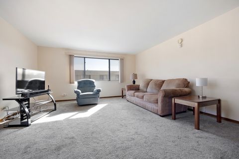 Tiny photo for 18 Dennis Court #18, Schaumburg, IL 60193 (MLS # 12592709)