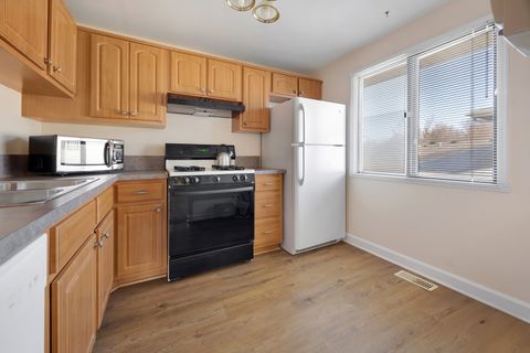 Tiny photo for 18 Dennis Court #18, Schaumburg, IL 60193 (MLS # 12592709)