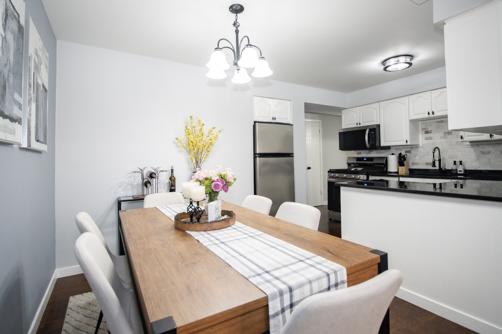 6466 N Northwest Highway C1