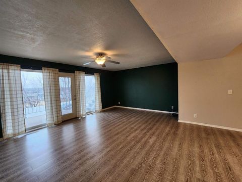 Tiny photo for 3721 35th Street #1, Moline, IL 61265 (MLS # 100000611)