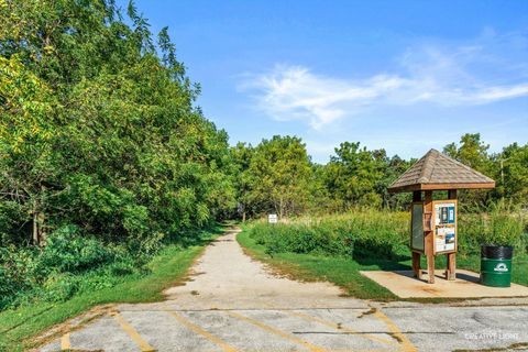 Tiny photo for 611 Pine Street, Sugar Grove, IL 60554 (MLS # 12503228)