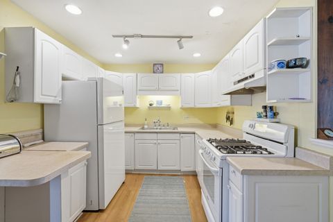 Tiny photo for 5429 Benton Avenue, Downers Grove, IL 60515 (MLS # 12589347)