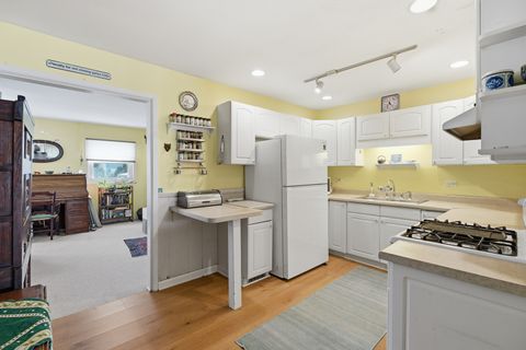 Tiny photo for 5429 Benton Avenue, Downers Grove, IL 60515 (MLS # 12589347)