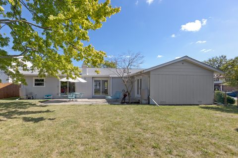 A home in Elk Grove Village