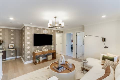 Tiny photo for 406 Edgeworth Place, Lincolnshire, IL 60069 (MLS # 12706522)