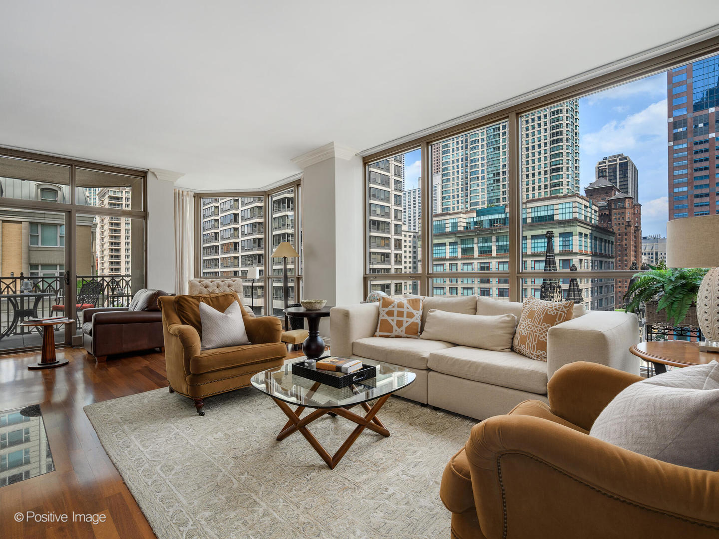 21 E HURON Street 1106