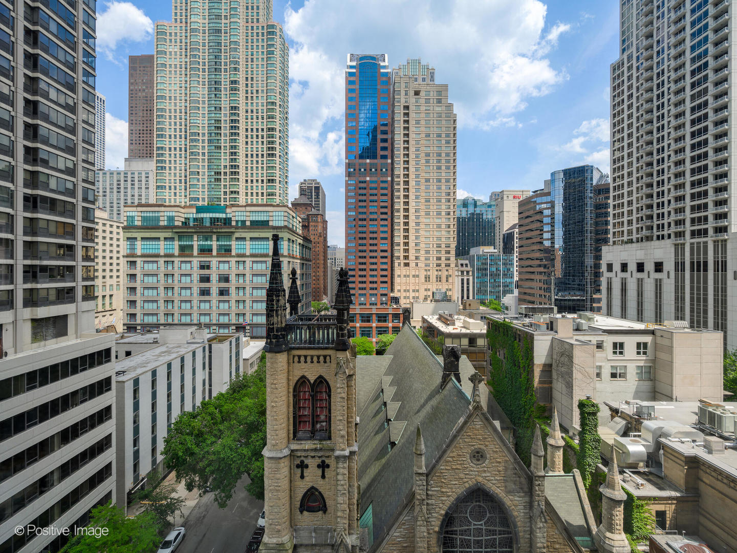 21 E HURON Street 1106