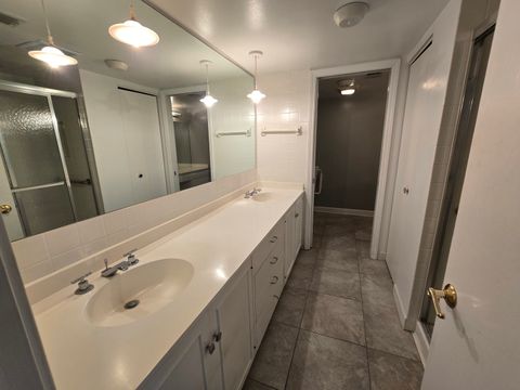 Tiny photo for 1005 Bonnie Brae Place #5F, River Forest, IL 60305 (MLS # 12629351)