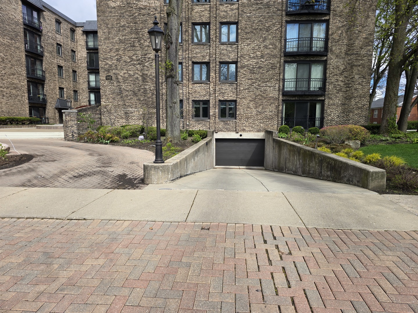 1005 Bonnie Brae Place 5F