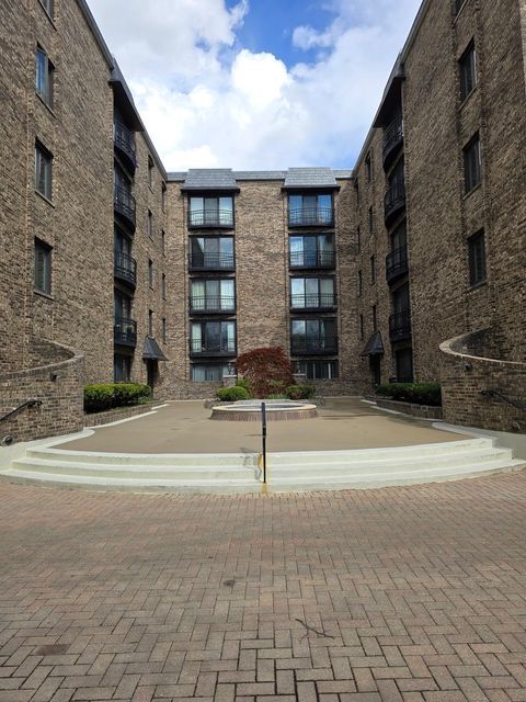 Tiny photo for 1005 Bonnie Brae Place #5F, River Forest, IL 60305 (MLS # 12629351)