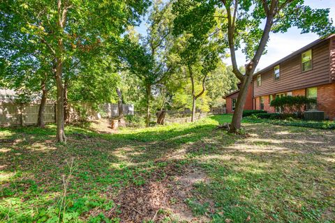 Tiny photo for 1175 Edgewood Road, Lake Forest, IL 60045 (MLS # 12619030)