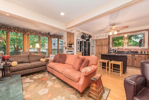 Tiny photo for 1605 S Fairview Avenue, Park Ridge, IL 60068 (MLS # 12687579)