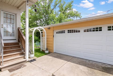 Tiny photo for 1605 S Fairview Avenue, Park Ridge, IL 60068 (MLS # 12687579)