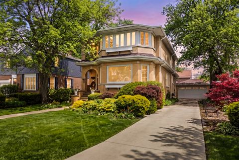 Tiny photo for 1605 S Fairview Avenue, Park Ridge, IL 60068 (MLS # 12687579)