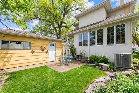 Tiny photo for 1605 S Fairview Avenue, Park Ridge, IL 60068 (MLS # 12687579)