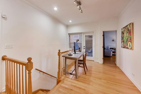 Tiny photo for 1953 W FOSTER Avenue #1, Chicago, IL 60640 (MLS # 12574584)