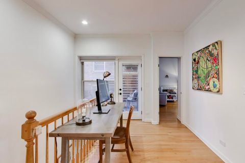 Tiny photo for 1953 W FOSTER Avenue #1, Chicago, IL 60640 (MLS # 12574584)