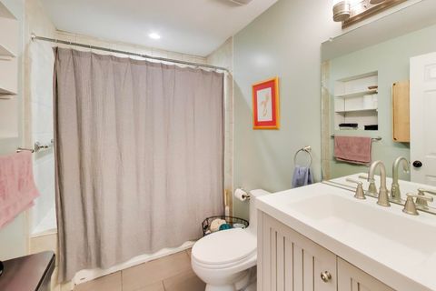 Tiny photo for 1953 W FOSTER Avenue #1, Chicago, IL 60640 (MLS # 12574584)