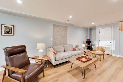 Tiny photo for 1953 W FOSTER Avenue #1, Chicago, IL 60640 (MLS # 12574584)