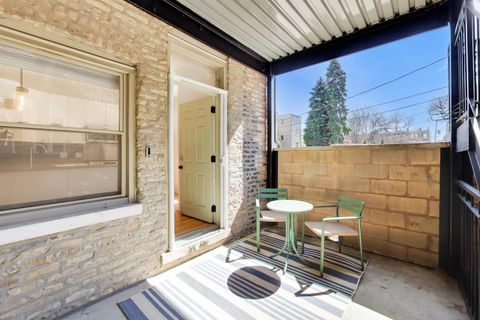 Tiny photo for 1953 W FOSTER Avenue #1, Chicago, IL 60640 (MLS # 12574584)