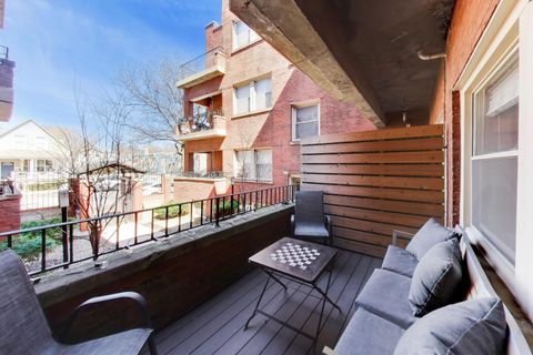 Tiny photo for 1953 W FOSTER Avenue #1, Chicago, IL 60640 (MLS # 12574584)