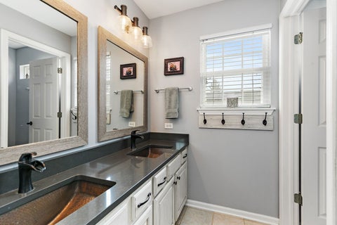 Tiny photo for 2221 Somerset Lane, Mundelein, IL 60060 (MLS # 12734552)