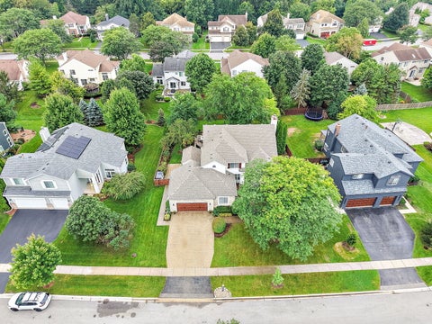 Tiny photo for 2221 Somerset Lane, Mundelein, IL 60060 (MLS # 12734552)