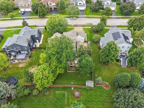 Tiny photo for 2221 Somerset Lane, Mundelein, IL 60060 (MLS # 12734552)