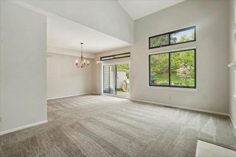 Tiny photo for 374 White Oak Lane #1190, Lake Barrington, IL 60010 (MLS # 12572379)