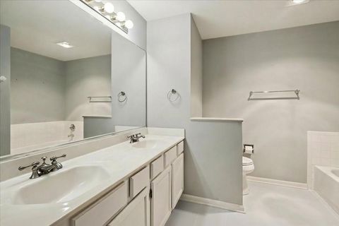 Tiny photo for 374 White Oak Lane #1190, Lake Barrington, IL 60010 (MLS # 12572379)