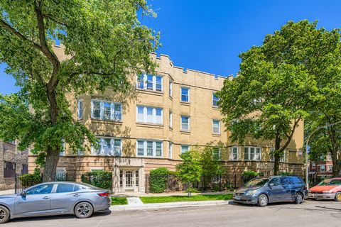 Photo of 3102 W Berteau Avenue #3, Chicago, IL 60618 (MLS # 12484285)