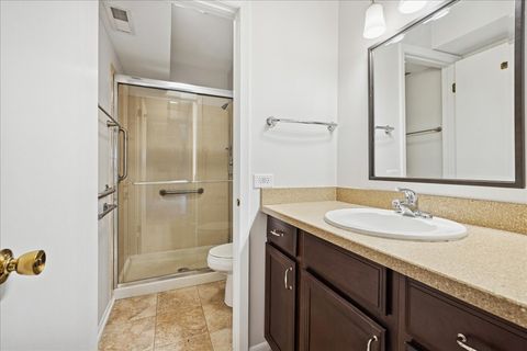 Tiny photo for 1010 E Glavin Court #1807, Palatine, IL 60074 (MLS # 12522628)