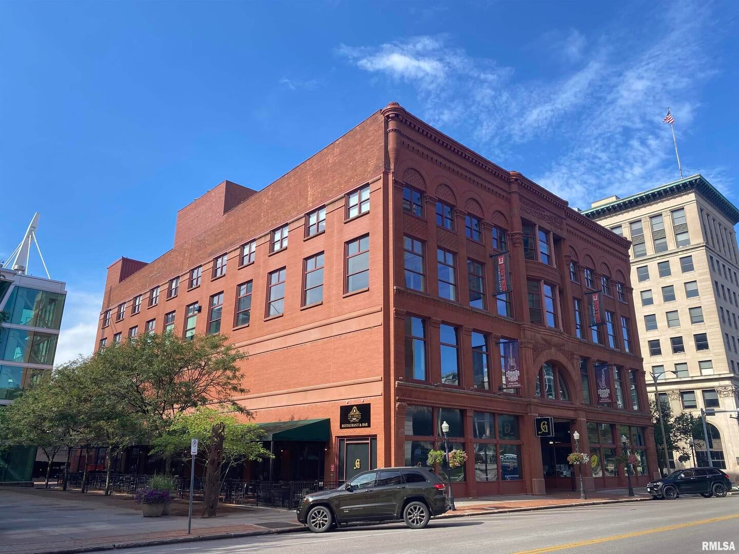 131 W 2ND Street 305