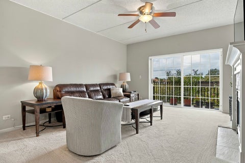 Tiny photo for 420 W Burlington Avenue #406, La Grange, IL 60525 (MLS # 12769431)