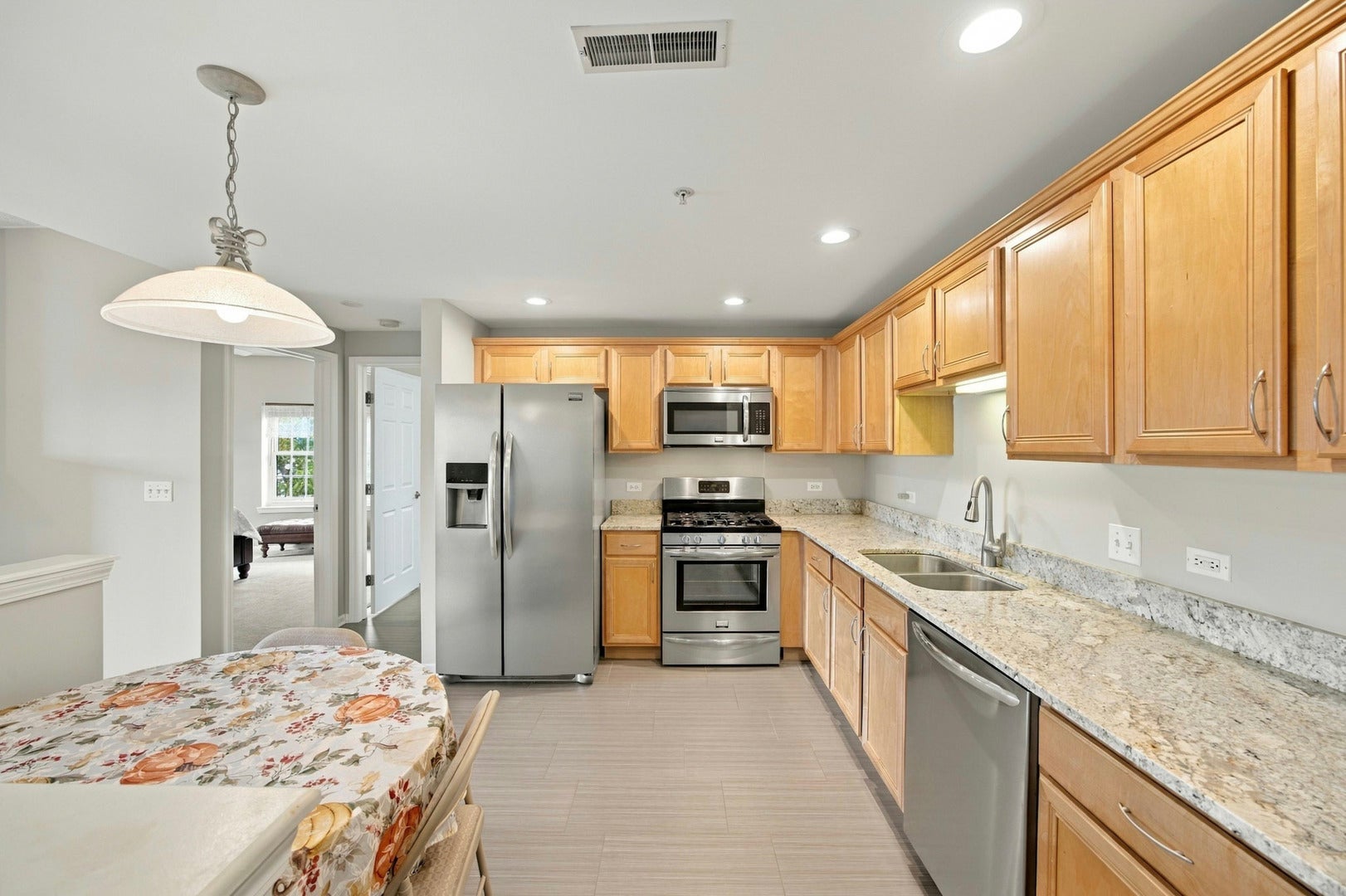 420 W Burlington Avenue 406
