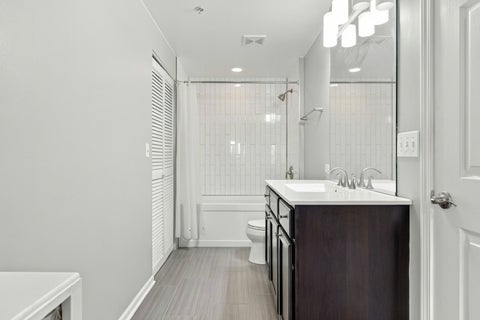 Tiny photo for 420 W Burlington Avenue #406, La Grange, IL 60525 (MLS # 12769431)