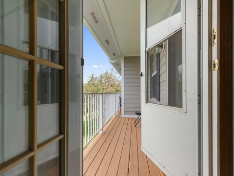 Tiny photo for 4 Truman Court #B, Streamwood, IL 60107 (MLS # 12698869)