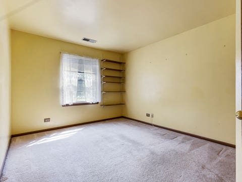 Tiny photo for 4 Truman Court #B, Streamwood, IL 60107 (MLS # 12698869)